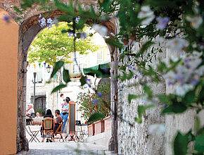 La Colle-sur-Loup - Ruelle - Agrandir l'image (fenêtre modale)