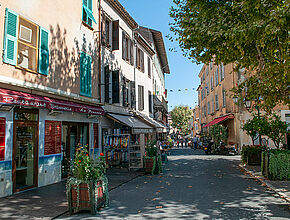 Biot - Rue principale - Agrandir l'image (fenêtre modale)