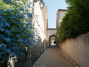 La Colle-sur-Loup - Ruelle - Agrandir l'image (fenêtre modale)