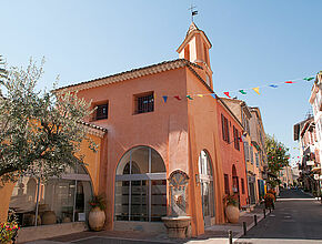 Biot - Le musée - Agrandir l'image (fenêtre modale)